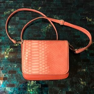 Mini crossbody bag